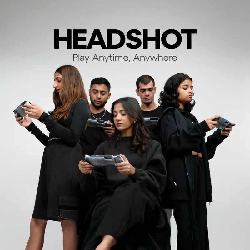 Headshot Pro Mobile Gaming Controller — group of gamers playing
